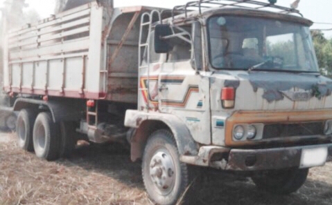 HINO KT 725 - 168 HP EH700 สิบล้อดั๊มพ์ 2 เพลา กระบะดั๊มพ์เหล็ก 12 ตันสภาพดีพร้อมบรรทุกพร้อมใช้งาน ช่วงล่างใหญ่ 2 เพลาของฮีโน่ ZM 10 น็อต เครื่องยนต์แน่นแรงดีฟิตใหม่แล้วครับ ภายในเก๋งคอนโซลครบพร้อม พวงมาลัยเพาเวอร์ เบรคลม ช่วงล่างยางสภาพดี 10 เส้นประมาณ 6 HINO KT 725 - 168 HP EH700 สิบล้อดั๊มพ์ 2 เพลา กระบะดั๊มพ์เหล็ก 12 ตันสภาพดีพร้อมบรรทุกพร้อมใช้งาน ช่วงล่างใหญ่ 2 เพลาของฮีโน่ ZM 10 น็อต เครื่องยนต์แน่นแรงดีฟิตใหม่แล้วครับ ภายในเก๋งคอนโซลครบพร้อม พวงมาลัยเพาเวอร์ เบรคลม ช่วงล่างยางสภาพดี 10 เส้นประมาณ 6