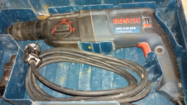 สว่านโรตารี่ 3 ระบบ Bosch GBH 2-26 DFR