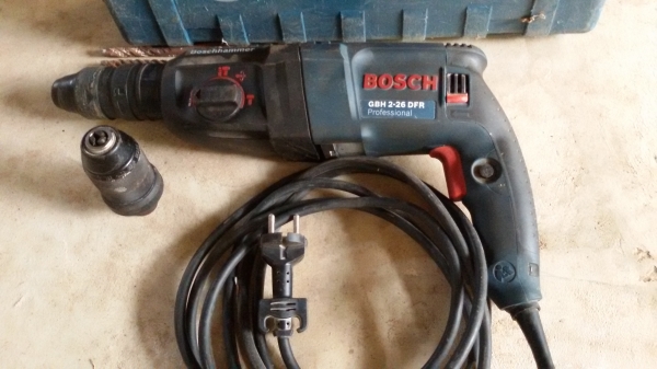 สว่านโรตารี่ 3 ระบบ Bosch GBH 2-26 DFR