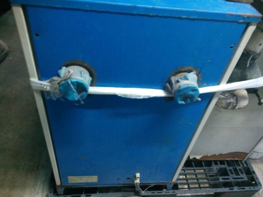 ขายแอร์ดรายเออร์ เครื่องทำลมแห้ง DTM มี 3 ตัว  ตัวละ 6000 บาท