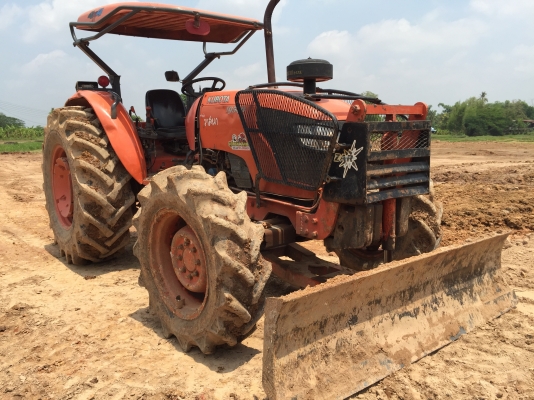 Kubota M9540 ใบดัน เล่มทะเบียน รถใช้ดันดินครับ Kubota M9540 ใบดัน เล่มทะเบียน รถใช้ดันดินครับ