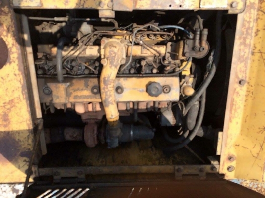 รถ komatsu pc200-5 เคยใช้งานในไทยแล้ว ราคา 800000 บาท รถ komatsu pc200-5 เคยใช้งานในไทยแล้ว ราคา 800000 บาท