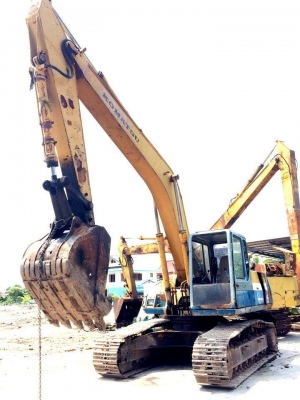 รถ komatsu pc200-5 เคยใช้งานในไทยแล้ว ราคา 800000 บาท รถ komatsu pc200-5 เคยใช้งานในไทยแล้ว ราคา 800000 บาท