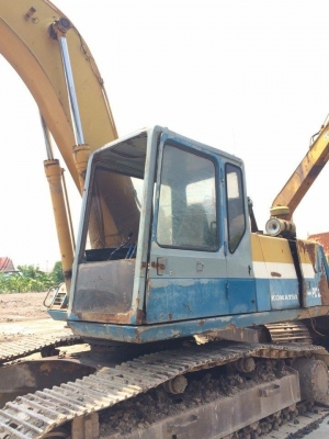 รถ komatsu pc200-5 เคยใช้งานในไทยแล้ว ราคา 800000 บาท รถ komatsu pc200-5 เคยใช้งานในไทยแล้ว ราคา 800000 บาท