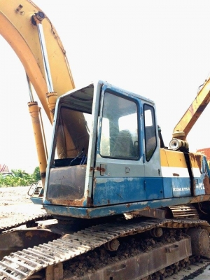 รถ komatsu pc200-5 เคยใช้งานในไทยแล้ว ราคา 800000 บาท รถ komatsu pc200-5 เคยใช้งานในไทยแล้ว ราคา 800000 บาท