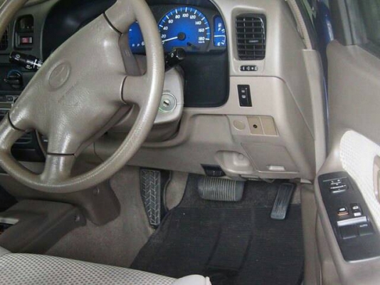 2003 TOYOTA HILUX TIGER 2.5 E PRERUNNER XTRA CAB D4D สีน้ำเงิน เกียร์ออโต้ เลขไมล์ 200,000 km