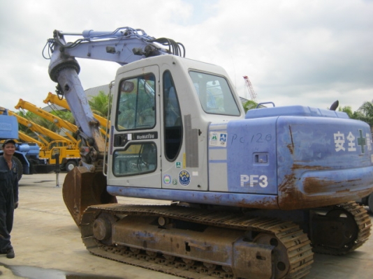 รถขุด KOMATSU PC120-6E รถขุด KOMATSU PC120-6E