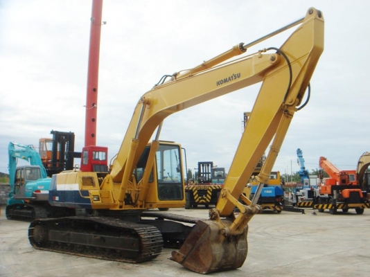 รถขุด KOMATSU	PC220-5