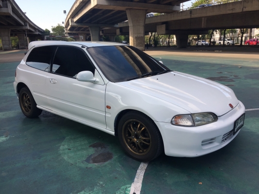 honda civic 3dr สีขาว ปี 1994 เกียร์ธรรมดา ขับดีไม่เคยดมแก๊ส ใช้งานได้ปกติ