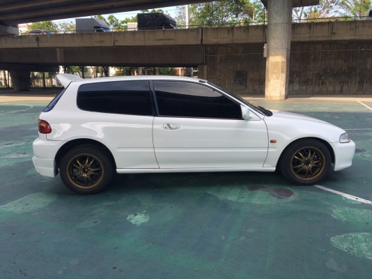 honda civic 3dr สีขาว ปี 1994 เกียร์ธรรมดา ขับดีไม่เคยดมแก๊ส ใช้งานได้ปกติ honda civic 3dr สีขาว ปี 1994 เกียร์ธรรมดา ขับดีไม่เคยดมแก๊ส ใช้งานได้ปกติ