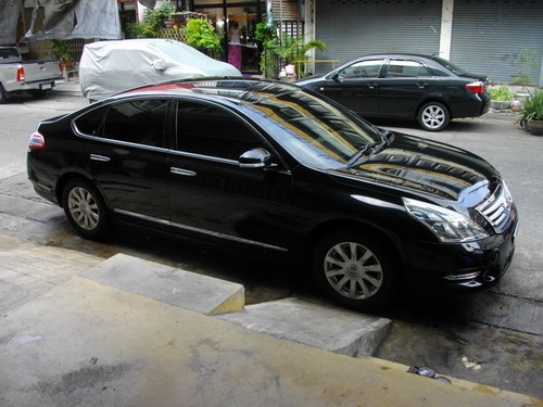 TEANA 200XL สีดำ ปี09 รถบ้านใช้เอง มือเดียวป้ายแดง วิ่งหนึ่งแสนกิโล ประกันชั้น1 สวยกริ๊บ ราคา 470000 บาท