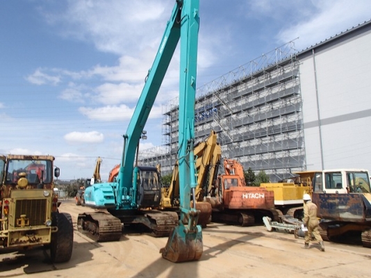 รถขุด KOBELCO	SK200-2