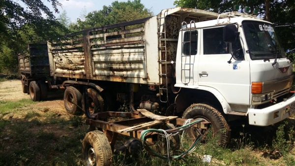 ขายสิบล้อดั้มแม่ลูกซูโม่227แท้ทะเบียนพร้อมโอน