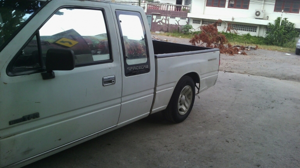 อีซูซุ TFR ปี1990 ใช้มือเดียว อีซูซุ TFR ปี1990 ใช้มือเดียว