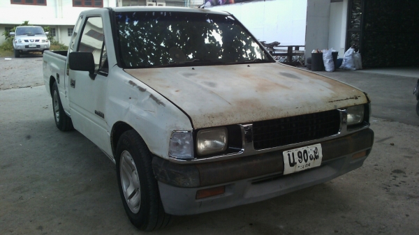 อีซูซุ TFR ปี1990 ใช้มือเดียว