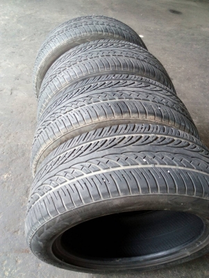 265/50R20  SUNNY SN3870 ปี13 ชุด 4 เส้น ไม่มีปะ tel.081-4273941 ไอดีไลน์ 0814273941