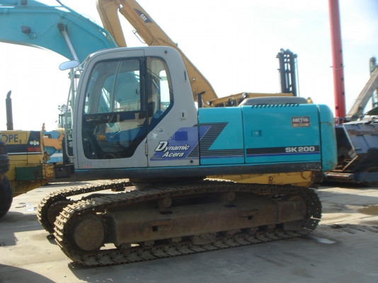 รถขุด KOBELCO SK200-6E รถขุด KOBELCO SK200-6E