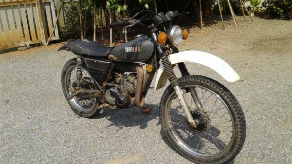 ขาย DT100 ออกใบซื้อขายแถมเล่มอีกคันให้เครื่องดีคันสตารืทคันเกียร์โครงไม่เชื่อมเหมาะสำหรับนักปั้น ขาย 8900 บาท ขาย DT100 ออกใบซื้อขายแถมเล่มอีกคันให้เครื่องดีคันสตารืทคันเกียร์โครงไม่เชื่อมเหมาะสำหรับนักปั้น ขาย 8900 บาท