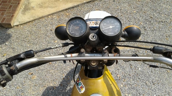 ขาย DT100 มีเล่มพร้อมชุดโอนภาษีขาดเครื่องดีคันสตาร์ทคันเกียร์ไม่เชื่อเหมาะเอาไปปั้นต่อ ขาย 13500 บาท