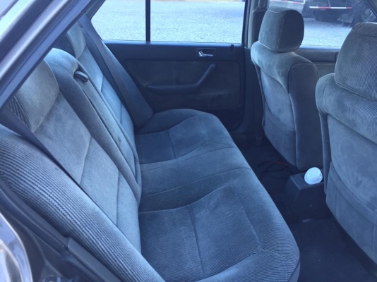 ขาย HONDA ACCORD เครื่อง 2.2 โฉม ตาเพชร ปี 1993 - 2536 ขายตามสภาพเลยครับ ติดแก็ส LPG กระจกไฟฟ้า พวงมาลัยเพาเวอร์