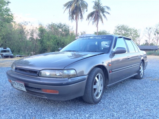 ขาย HONDA ACCORD เครื่อง 2.2 โฉม ตาเพชร ปี 1993 - 2536 ขายตามสภาพเลยครับ ติดแก็ส LPG กระจกไฟฟ้า พวงมาลัยเพาเวอร์