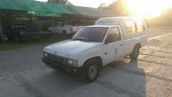 กระบะนิสสัน big m.. กระบะนิสสัน big m..