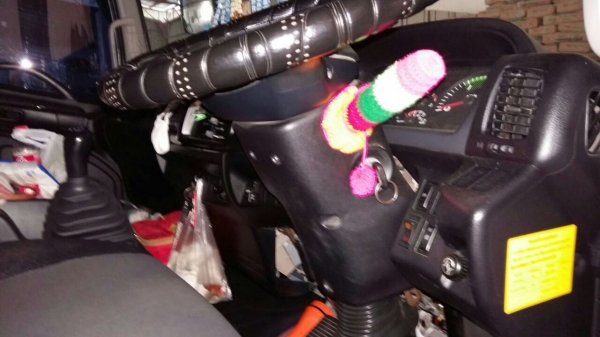 รถฮีโน่ 10 ล้อ หัวลาก FM1A  344 แรงม้า. ปี 56. ( รถวิ่ง 3xx,xxx กม. ) , ( ขาย เฉพาะแม่. )  ,  มีขาย 2 คัน.      สนใจติดต่อ  081 - 6079515