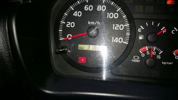 รถฮีโน่ 10 ล้อ หัวลาก FM1A  344 แรงม้า. ปี 56. ( รถวิ่ง 3xx,xxx กม. ) , ( ขาย เฉพาะแม่. )  ,  มีขาย 2 คัน.      สนใจติดต่อ  081 - 6079515