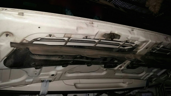 รถฮีโน่ 10 ล้อ หัวลาก FM1A  344 แรงม้า. ปี 56. ( รถวิ่ง 3xx,xxx กม. ) , ( ขาย เฉพาะแม่. )  ,  มีขาย 2 คัน.      สนใจติดต่อ  081 - 6079515