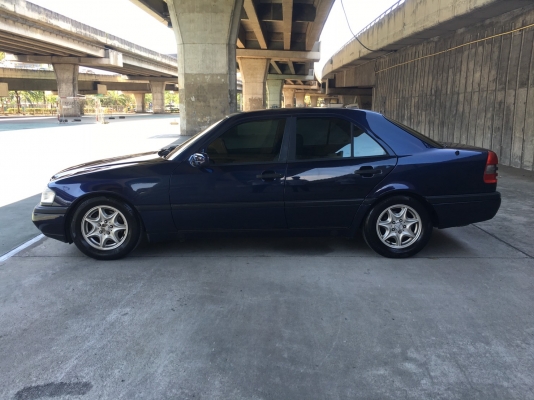 ูถูกสุดในเว็ป Benz C180 ปี 1995 รถสวยสภาพพร้อมใช้งาน แก๊ซแจ้งลงเล่มแล้ว พร้อมโอน ูถูกสุดในเว็ป Benz C180 ปี 1995 รถสวยสภาพพร้อมใช้งาน แก๊ซแจ้งลงเล่มแล้ว พร้อมโอน