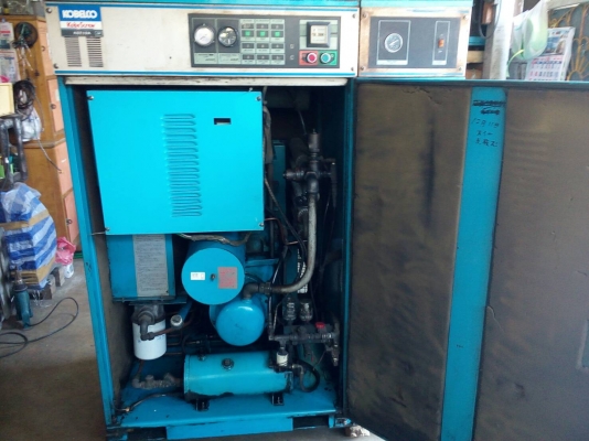 ROTARY SCREW AIR COMPRESSOR  KOBELCO KST 18 A "  24 HP "
