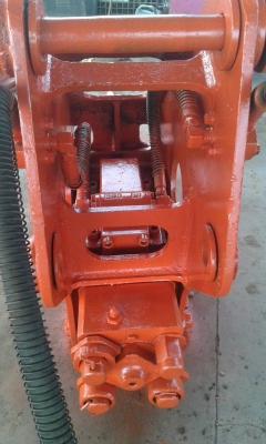 ขายหัวเจาะ ยี่ห้อ NPK  7X สำหรับรถขุดขนาด 100-120 ขาย 120,000 บ.