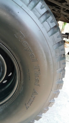 ขายยาง37ขอบ16 ของใหม่ๆเลยครับ