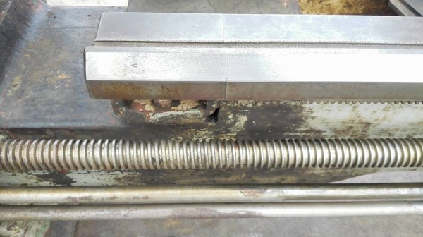 ** ยกแล้วครับ!! ** กลึงต้าชิง TASHING TS 700B ขนาด 4 ฟุต 3 เพลาเกียร์บล็อค รู 2"ถอดคอม้าได้ ไฟ 380V.