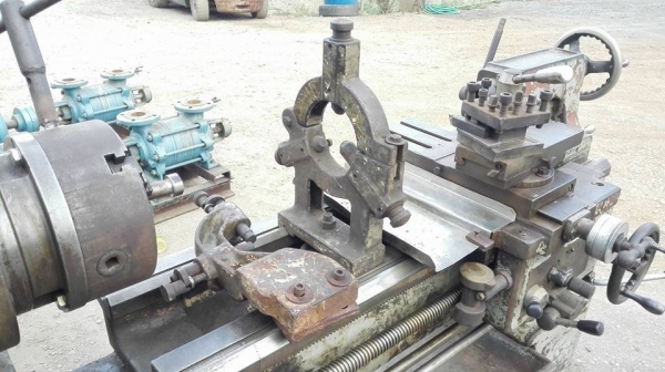 ** ยกแล้วครับ!! ** กลึงต้าชิง TASHING TS 700B ขนาด 4 ฟุต 3 เพลาเกียร์บล็อค รู 2"ถอดคอม้าได้ ไฟ 380V.