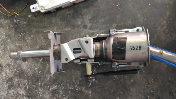 ชุดบนพวงมาลัย  isuzu เดคก้าของใหม่แท้