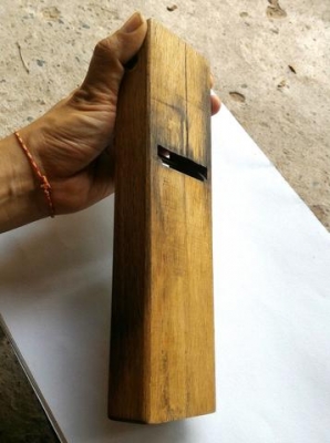 กบไสไม้เก่าตัวใหญ่ ไม่มีใบมีด เป็นงานไม้ทำมืองานสวย เหมาะสะสม