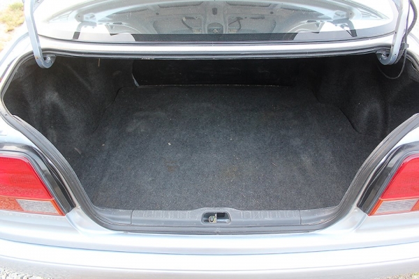 TOYOTA Corolla Ae111 (ตูดเป็ด)