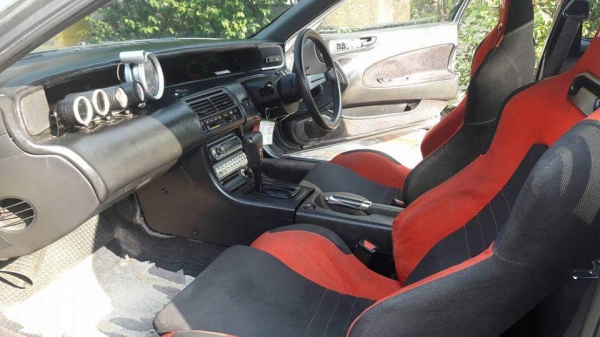 Honda พีลูดปี92แต่งเต็มตามรูปครับเครื่องเสียงสนั่นแม้ค18พร้อมหล่อ