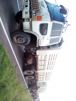 ฮีโน่เครื่องP11แม่ลูก