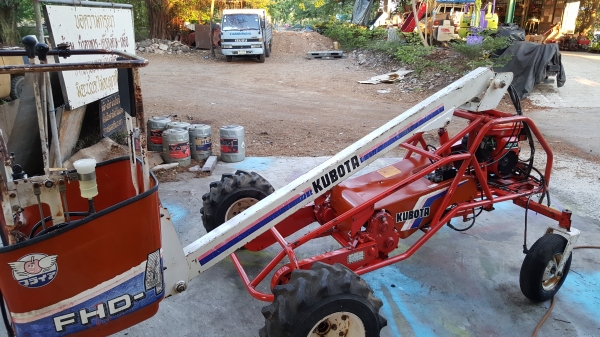 รถกระเช้า เก็บผลไม้ ตัดแต่งกิ่งไม้ สวิง ได้ 45° ยกสูง 3.50 รถกระเช้า เก็บผลไม้ ตัดแต่งกิ่งไม้ สวิง ได้ 45° ยกสูง 3.50