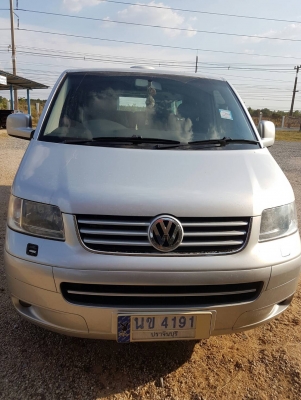 VOLKSWAGEN  ปี 2011  เครื่่อง 6 สูบ 3,200 ชีชี ใช้น้ำมัน+แก๊ส LPG   ราคา 900,000  บาท