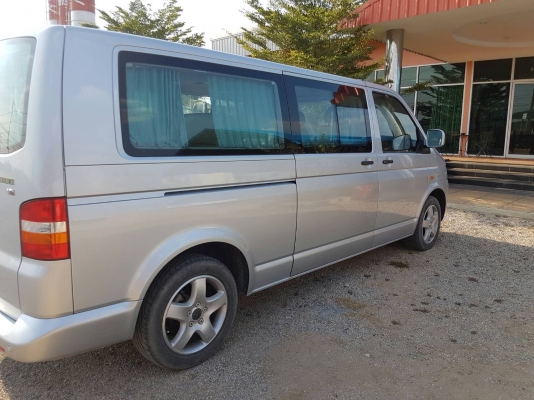 VOLKSWAGEN  ปี 2011  เครื่่อง 6 สูบ 3,200 ชีชี ใช้น้ำมัน+แก๊ส LPG   ราคา 900,000  บาท