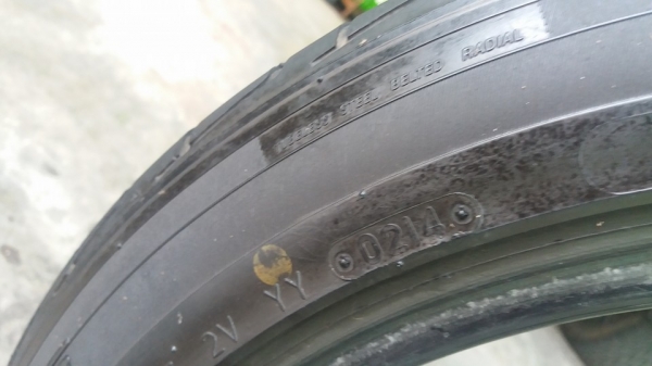 ขายยาง TRIANGLE 245 45 18 ปี 12 และ 14 ขายยาง TRIANGLE 245 45 18 ปี 12 และ 14