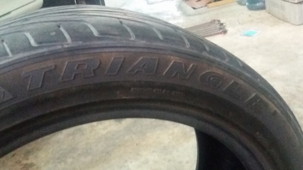 ขายยาง TRIANGLE 245 45 18 ปี 12 และ 14 ขายยาง TRIANGLE 245 45 18 ปี 12 และ 14