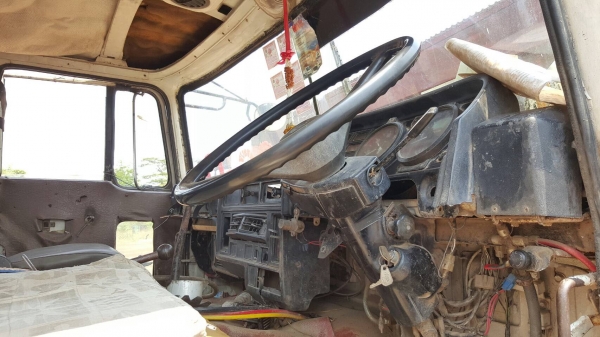 ขาย หัวลาก FUSO เครื่อง 8DC8 300 แรงม้า พร้อมหางเซมิดั้ม ยาว 8 เมตร คัสซีสวยตลอดเส้น ช่วงล่างดี เอกสารเล่มทะเบียนพร้อม ราคาคุยกันได้ครับ ขาย หัวลาก FUSO เครื่อง 8DC8 300 แรงม้า พร้อมหางเซมิดั้ม ยาว 8 เมตร คัสซีสวยตลอดเส้น ช่วงล่างดี เอกสารเล่มทะเบียนพร้อม ราคาคุยกันได้ครับ