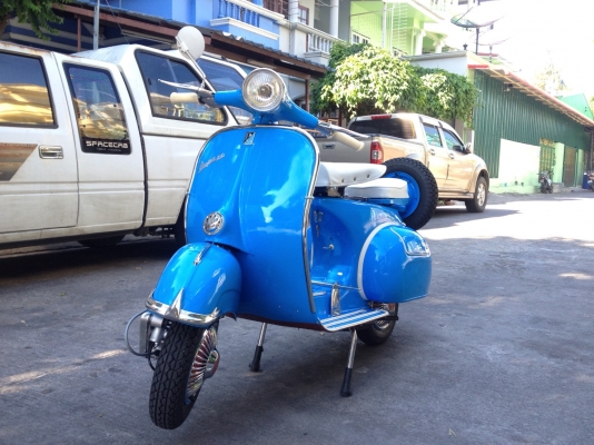 เอเซียเวสป้า---->>จัดส่งรถvespa ให้คุณพ่อเล็ก สระบุรีถึงประตูบ้านเรียบร้อยแล้วนะครับ...