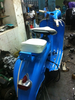 เอเซียเวสป้า---->>จัดส่งรถvespa ให้คุณพ่อเล็ก สระบุรีถึงประตูบ้านเรียบร้อยแล้วนะครับ...