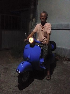 เอเซียเวสป้า---->>จัดส่งรถvespa ให้คุณพ่อเล็ก สระบุรีถึงประตูบ้านเรียบร้อยแล้วนะครับ...