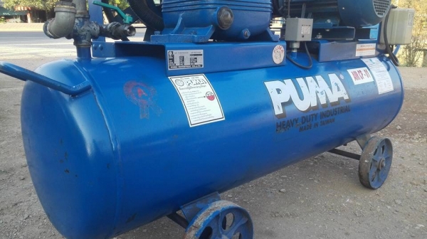 ** ขอบคุณผู้ซื้อ &amp; พี่เสือครับ!! ** PUMA 10 HP. 380V. รุ่น PP 310 สามสูบ ถัง 315 ลิตร ไฟ 380V. สภาพ 95\% กริ้บๆขึ้นงานไม่ถึง 3 เดือน เรียนเชิญมาเทส!!